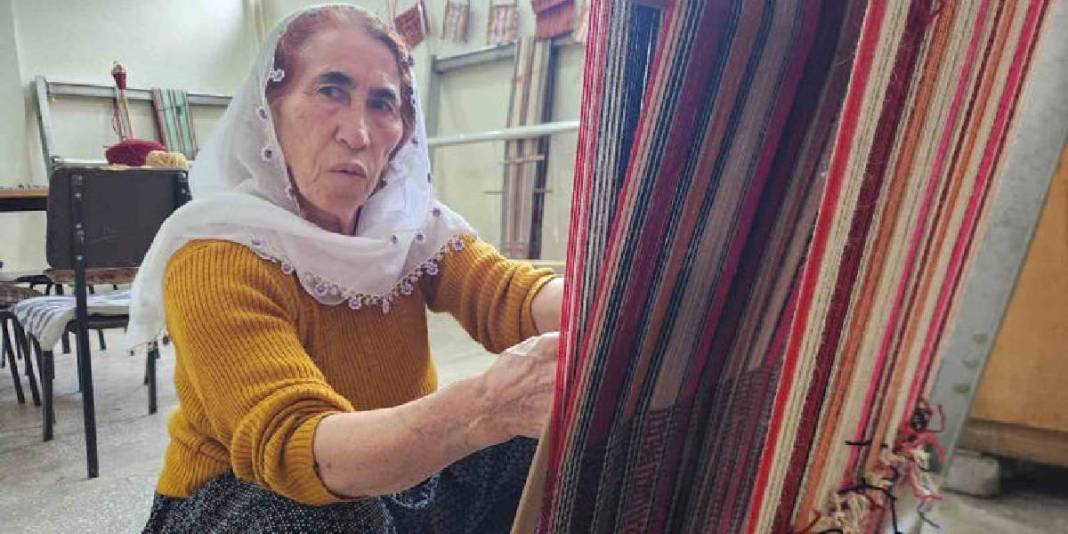 Kadınlar üretiyor, kültür yaşıyor! Dokuma geleneği el emeğinden çıkıyor: Kültürel miras kadın ekonomisine katkı sağlıyor 1